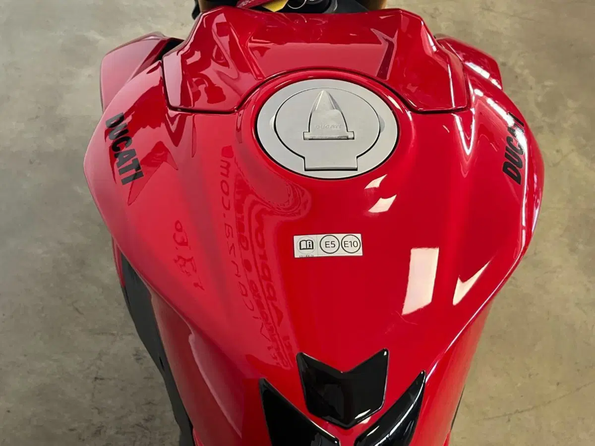 Ducati Streetfighter V2 (2025 - 26) (10)