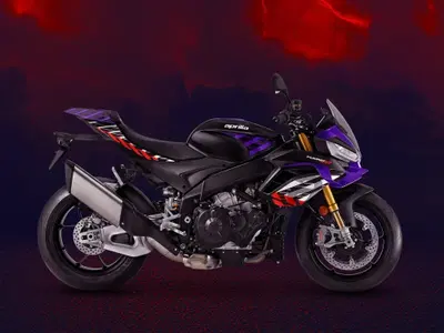 Aprilia Tuono V4 Factory (2025 - 26) usata
