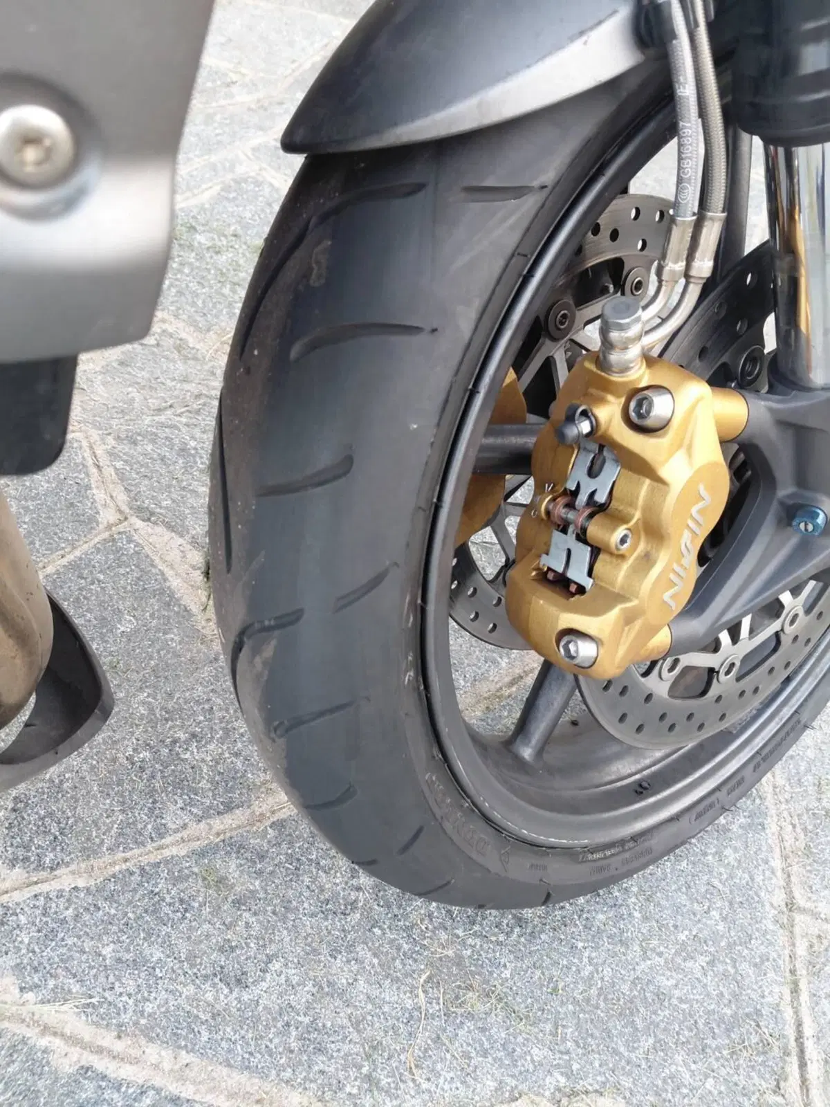 Triumph Street Triple R (2009 - 12) (2)