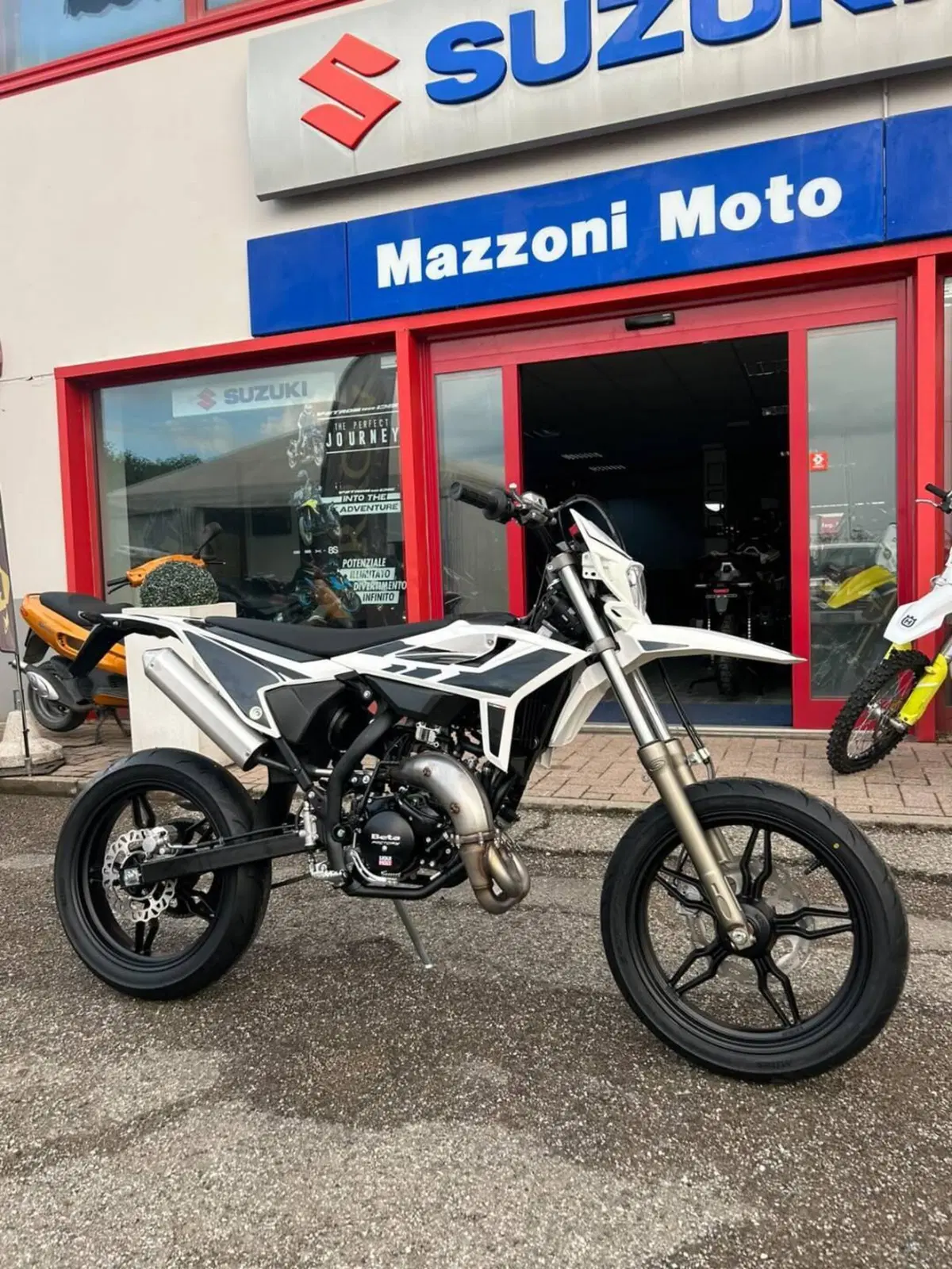 Betamotor RR 50 Motard (2021 - 26) (2)