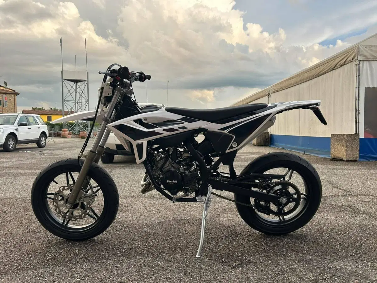 Betamotor RR 50 Motard (2021 - 26) (4)
