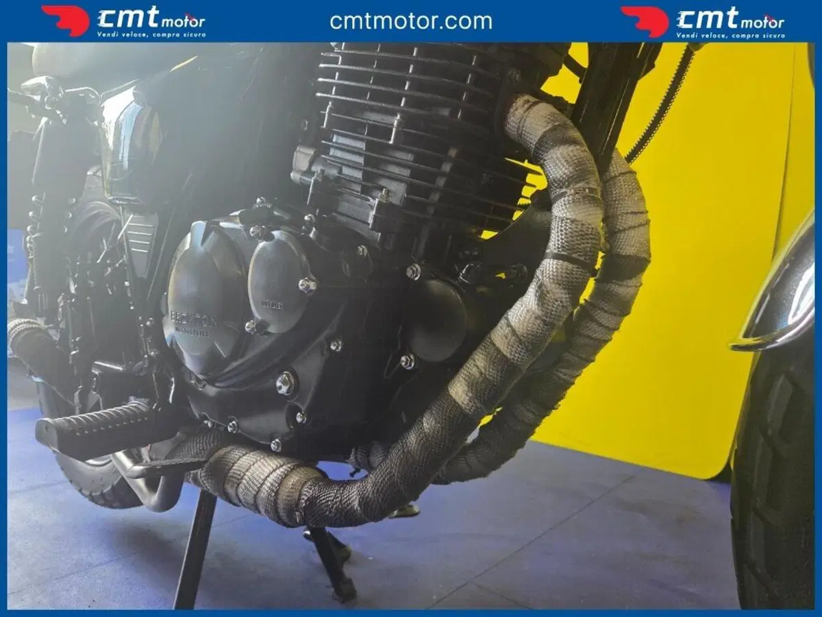 Brixton Motorcycles Cromwell 250 (2020) (13)