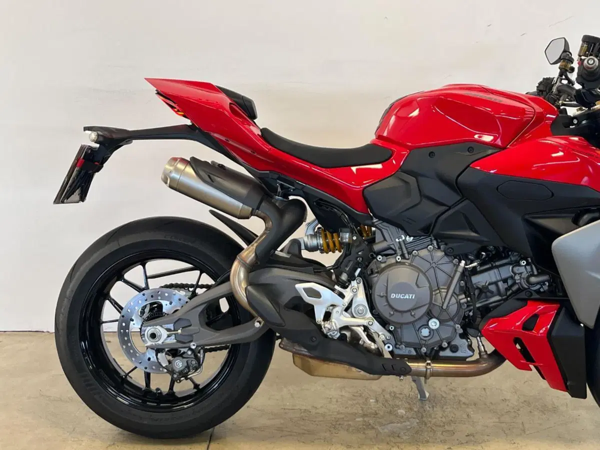 Ducati Streetfighter V2 S (2025 - 26) (6)