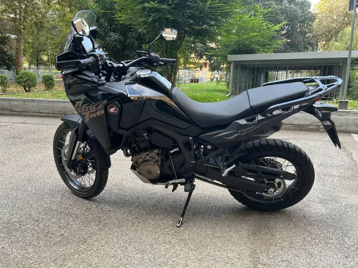 Honda Africa Twin CRF 1100L ES (2024 - 26) (2)