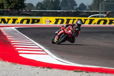 Dunlop CIV 2026, Cremona: Spinelli è in pole! Cinque marchi e 11 piloti in un secondo, è bagarre totale [RISULTATI]