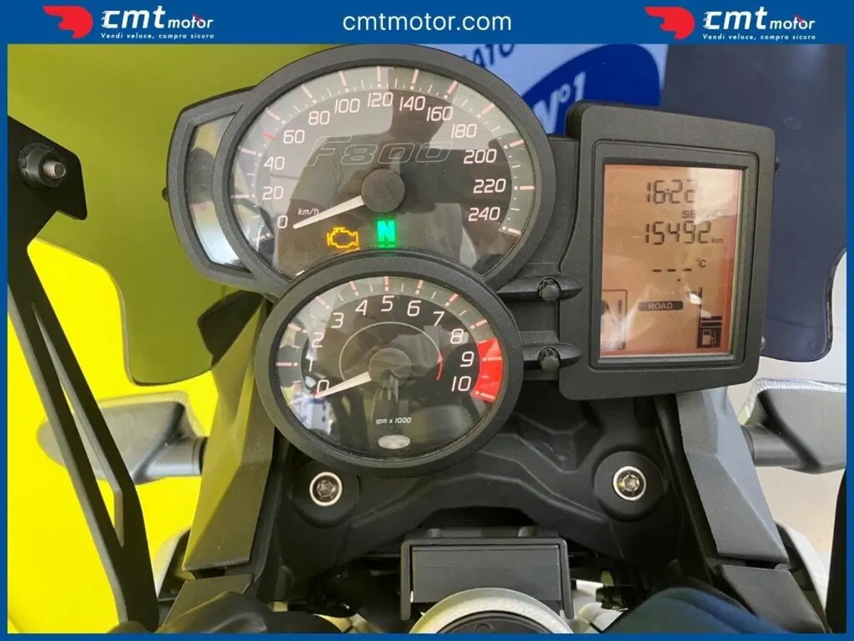Bmw F 800 R (2017 - 20) (5)