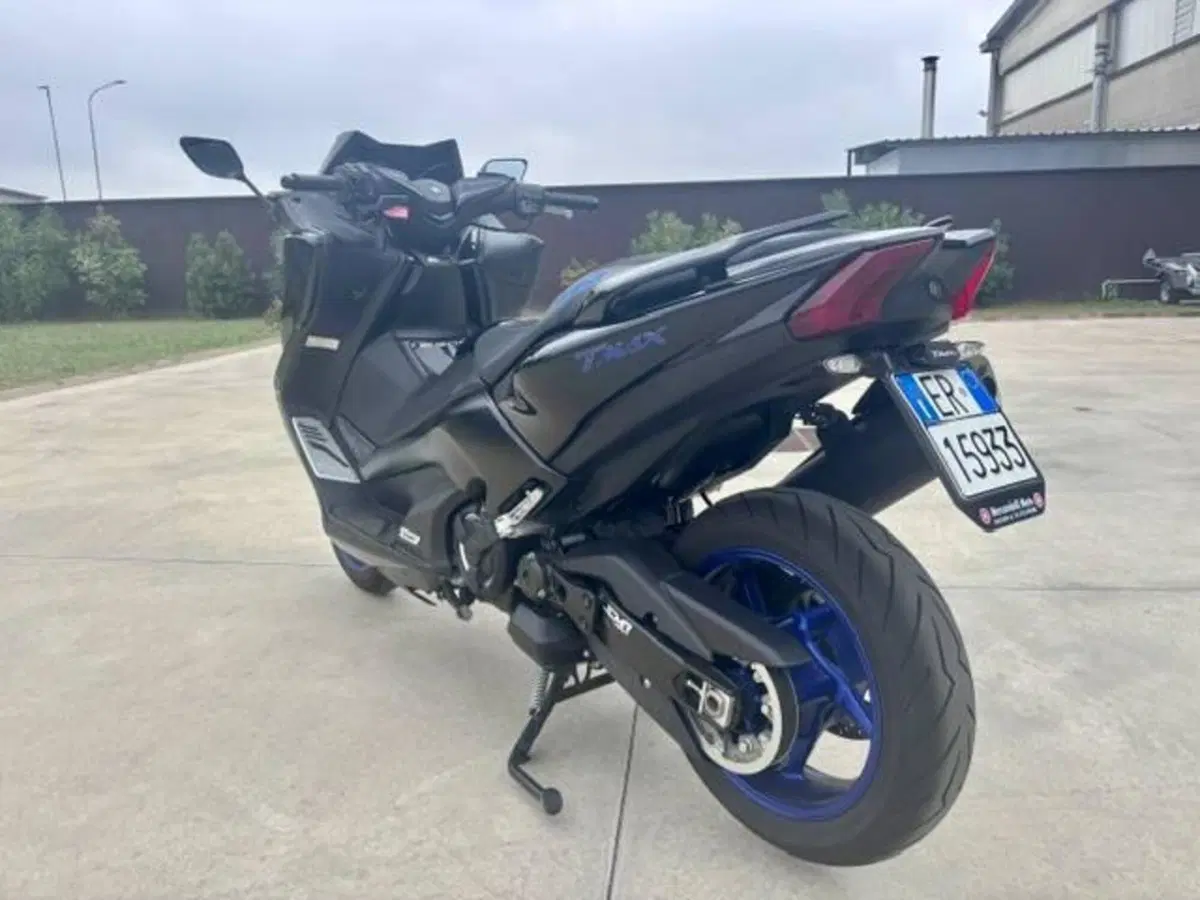 Yamaha T-Max 530 (2017 - 19) (8)
