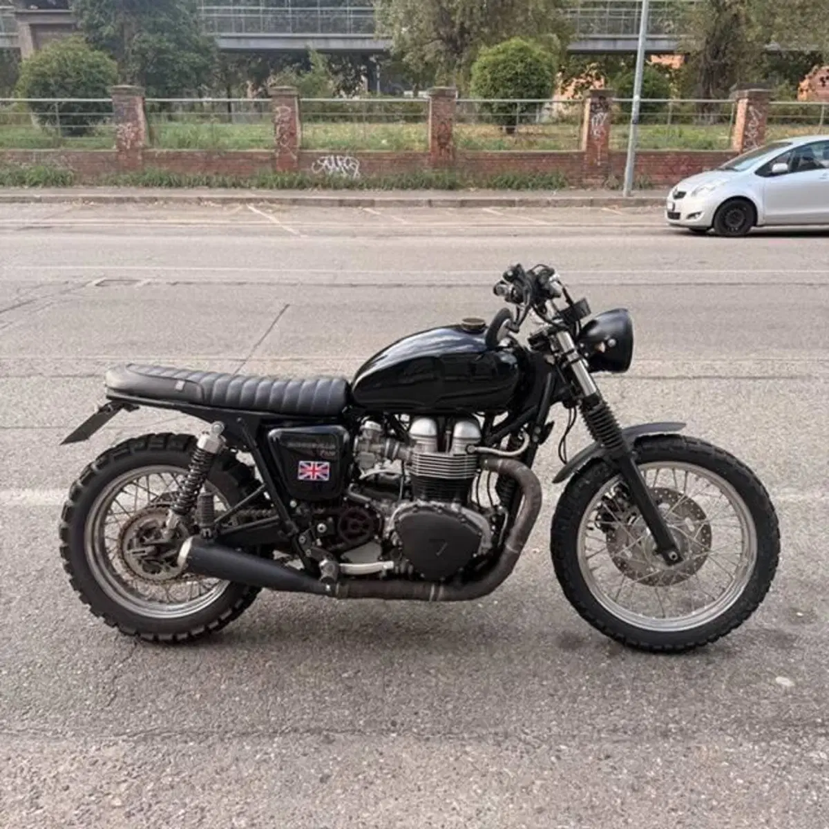 Triumph Bonneville T100 (2008 - 16) (2)