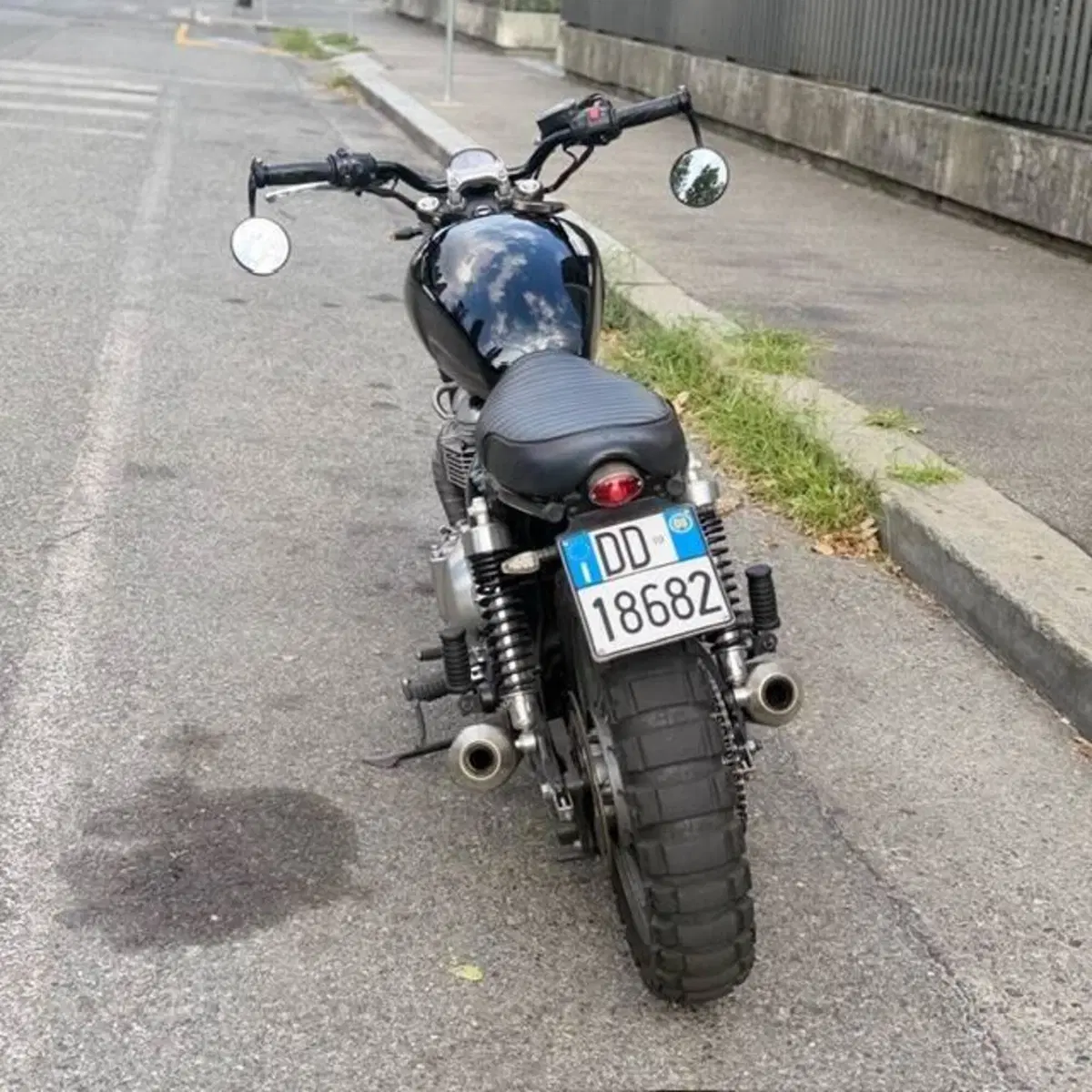 Triumph Bonneville T100 (2008 - 16) (9)