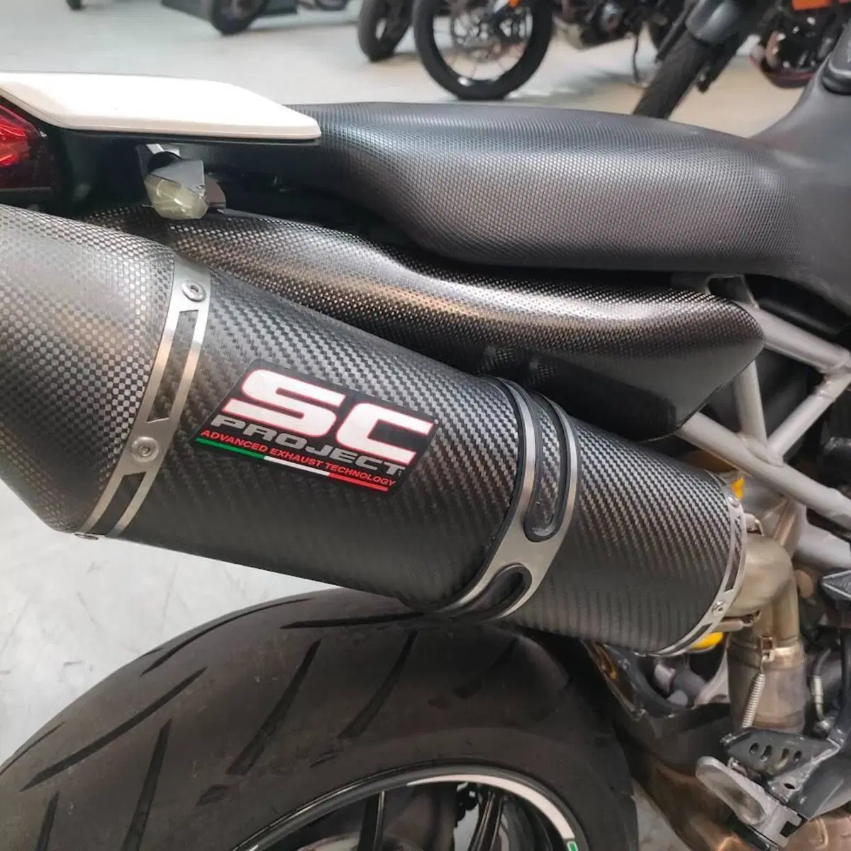 Ducati Hypermotard 796 (2012) (7)