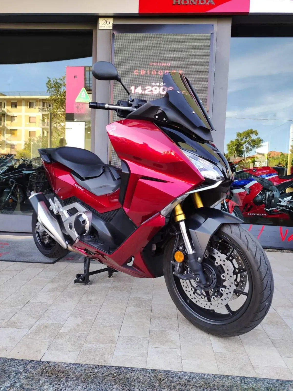 Honda Forza 750 DCT (2021 - 24) (2)