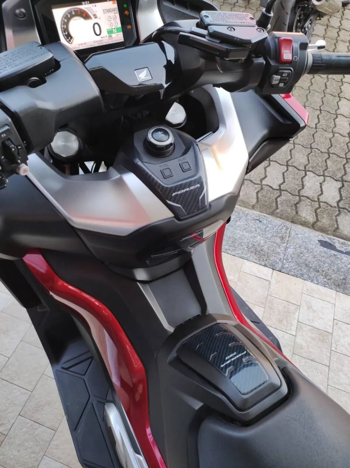 Honda Forza 750 DCT (2021 - 24) (8)