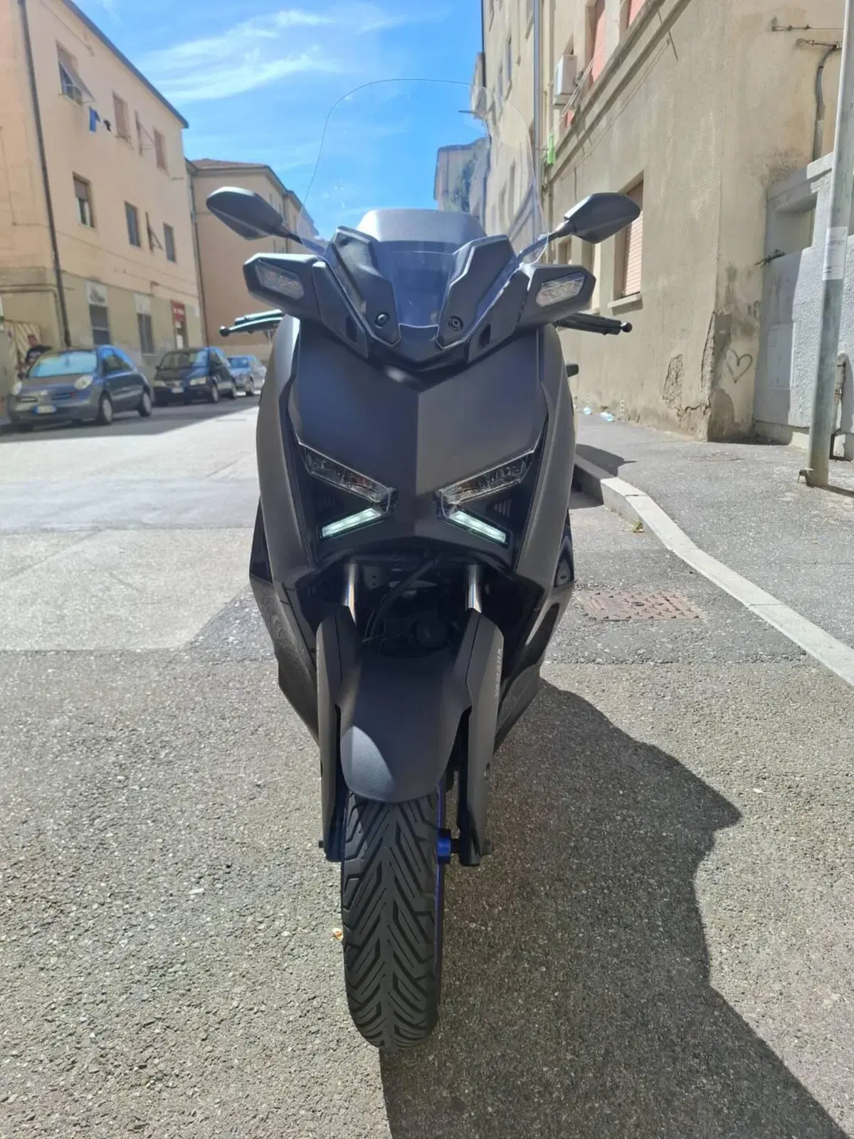 Yamaha X-Max 300 (2025 - 26) (3)