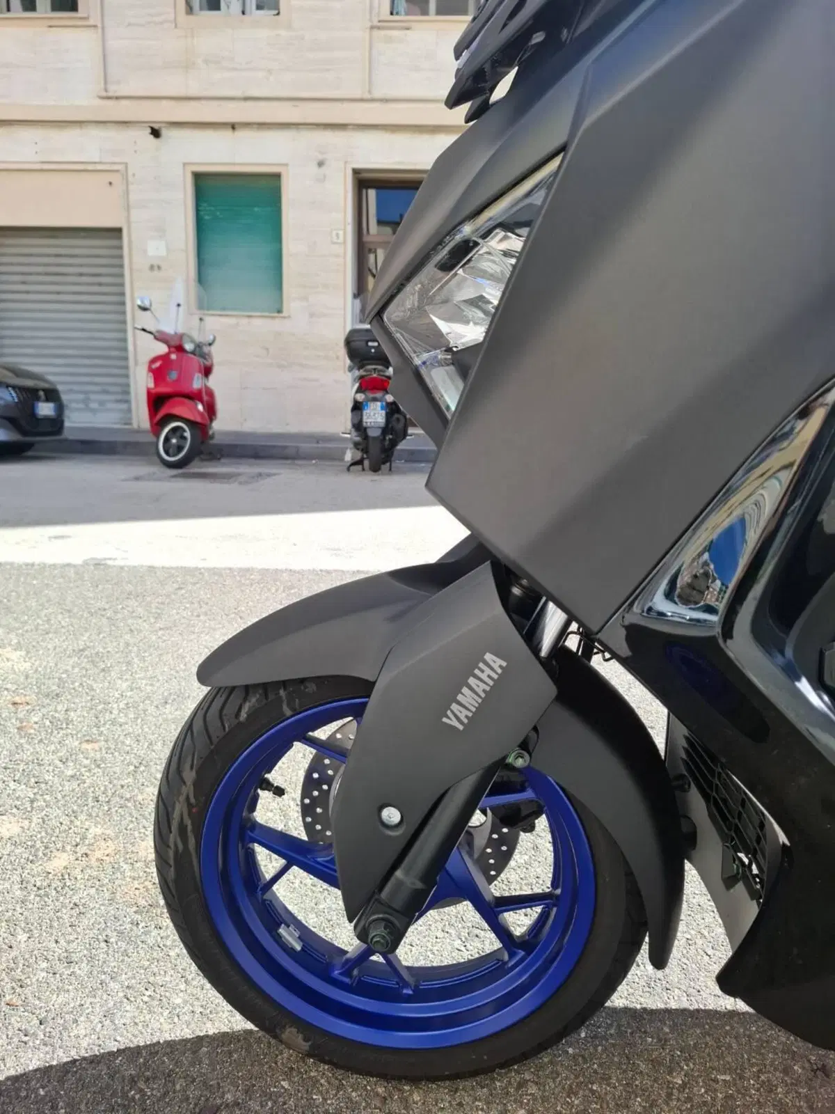 Yamaha X-Max 300 (2025 - 26) (5)