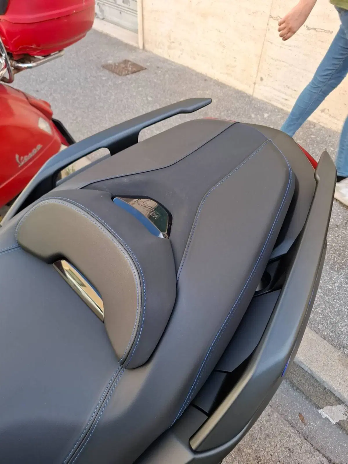 Yamaha X-Max 300 (2025 - 26) (6)