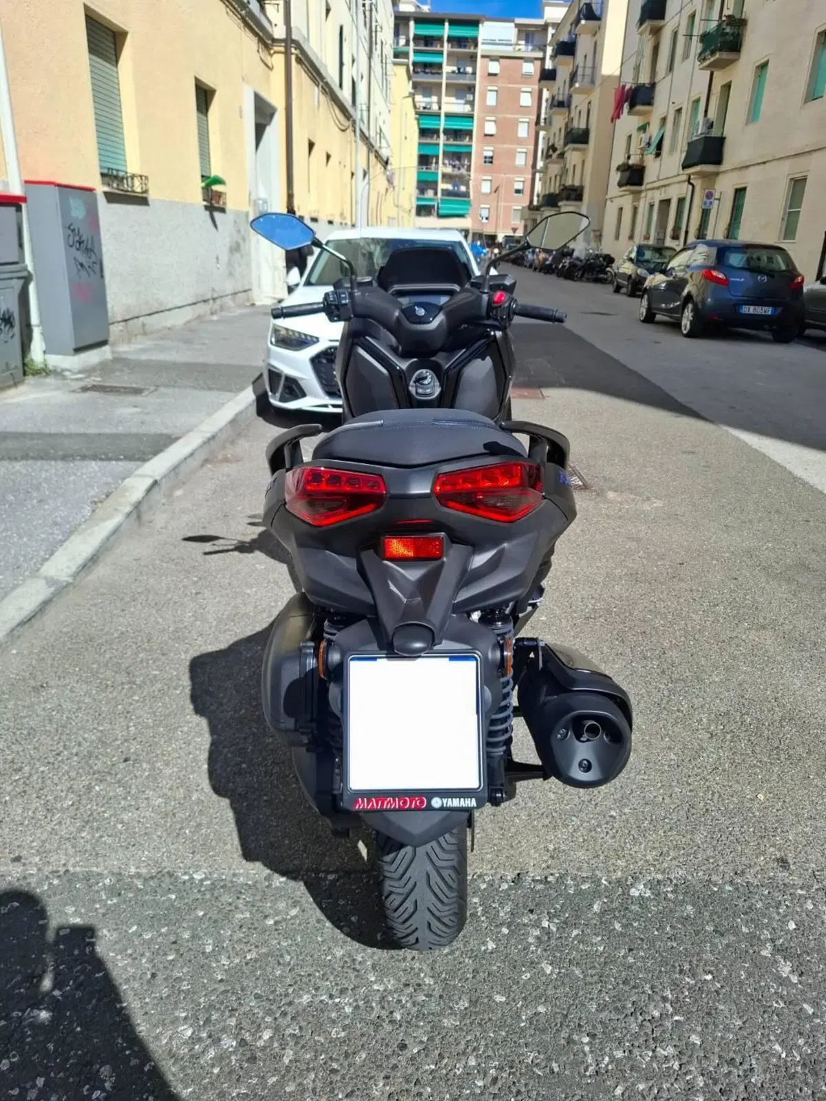 Yamaha X-Max 300 (2025 - 26) (13)