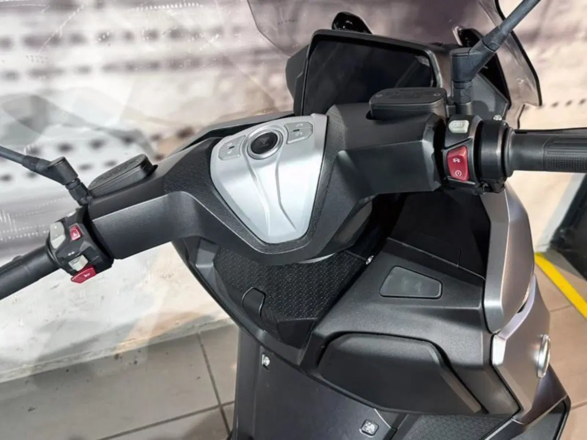 Voge Sfida SR4 MAX (2024 - 26) (3)