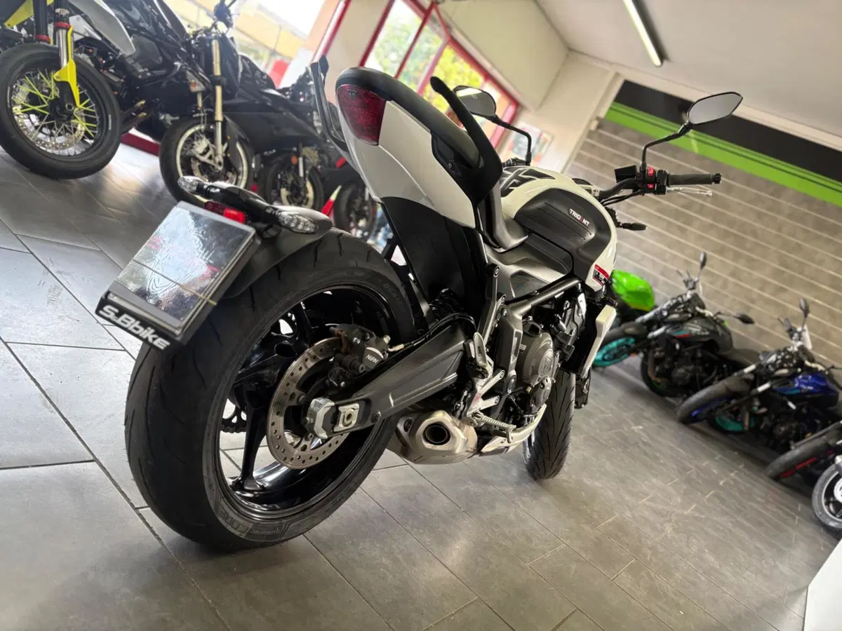 Triumph Trident 660 (2021 - 24) (5)
