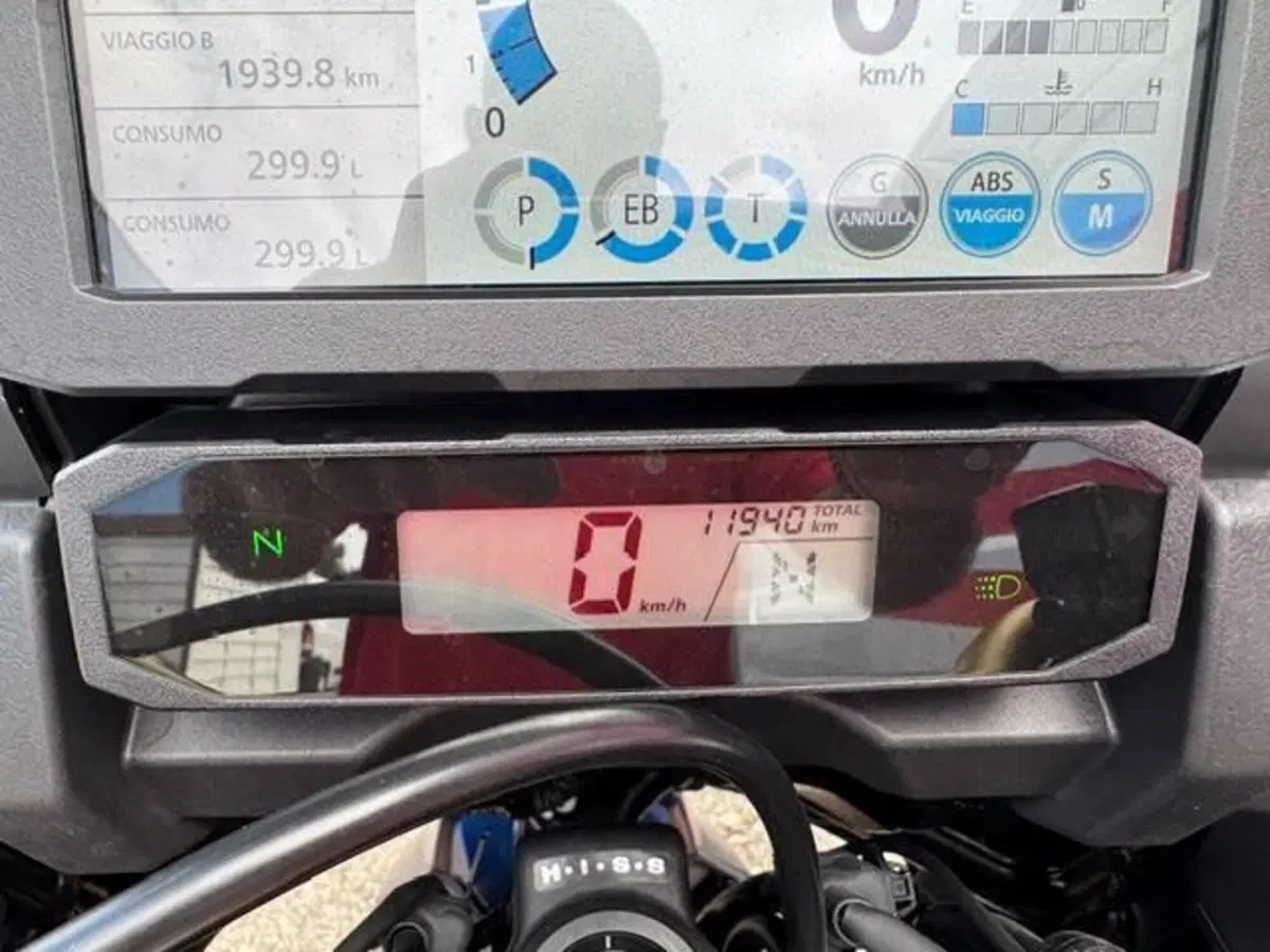 Honda Africa Twin CRF 1100L Adventure Sports DCT (2024 - 26) (4)