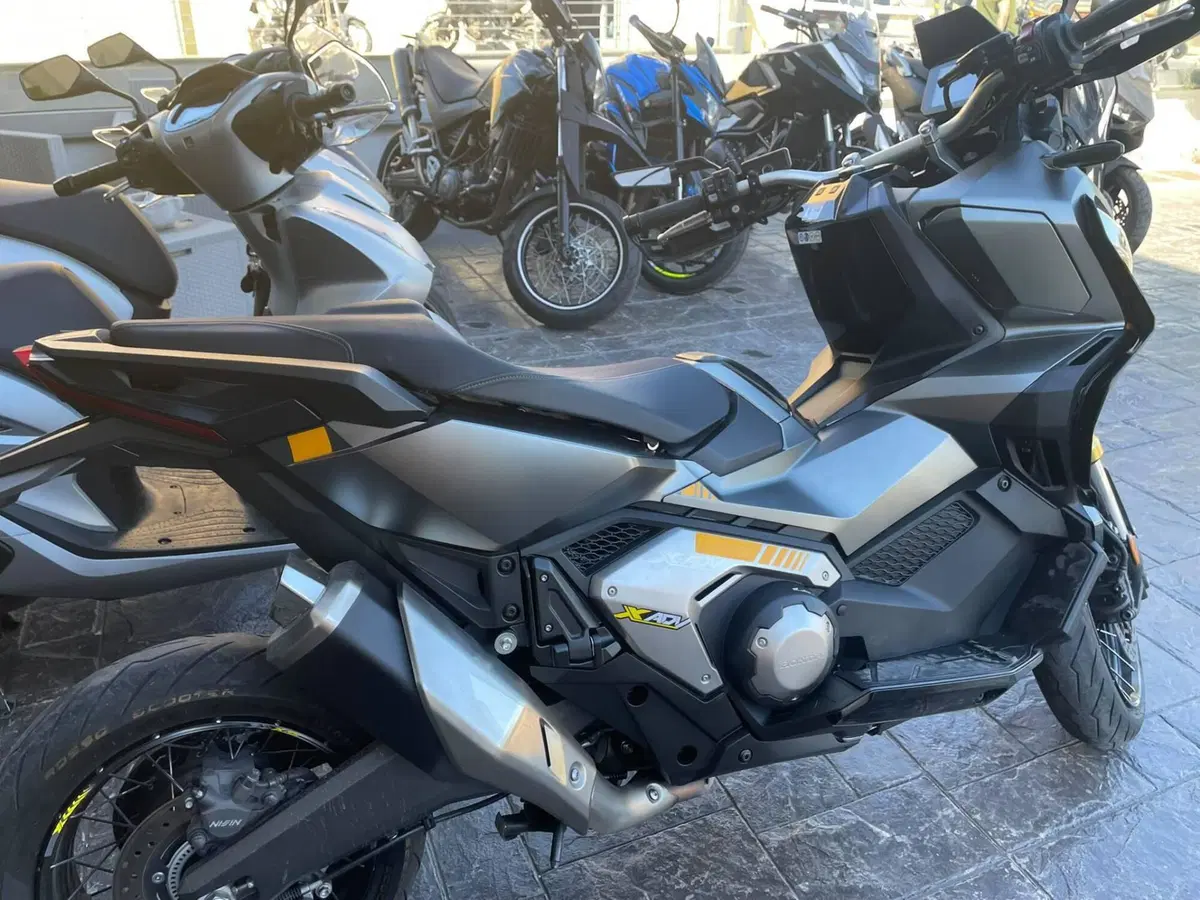 Honda X-ADV 750 DCT (2021 - 24) (8)