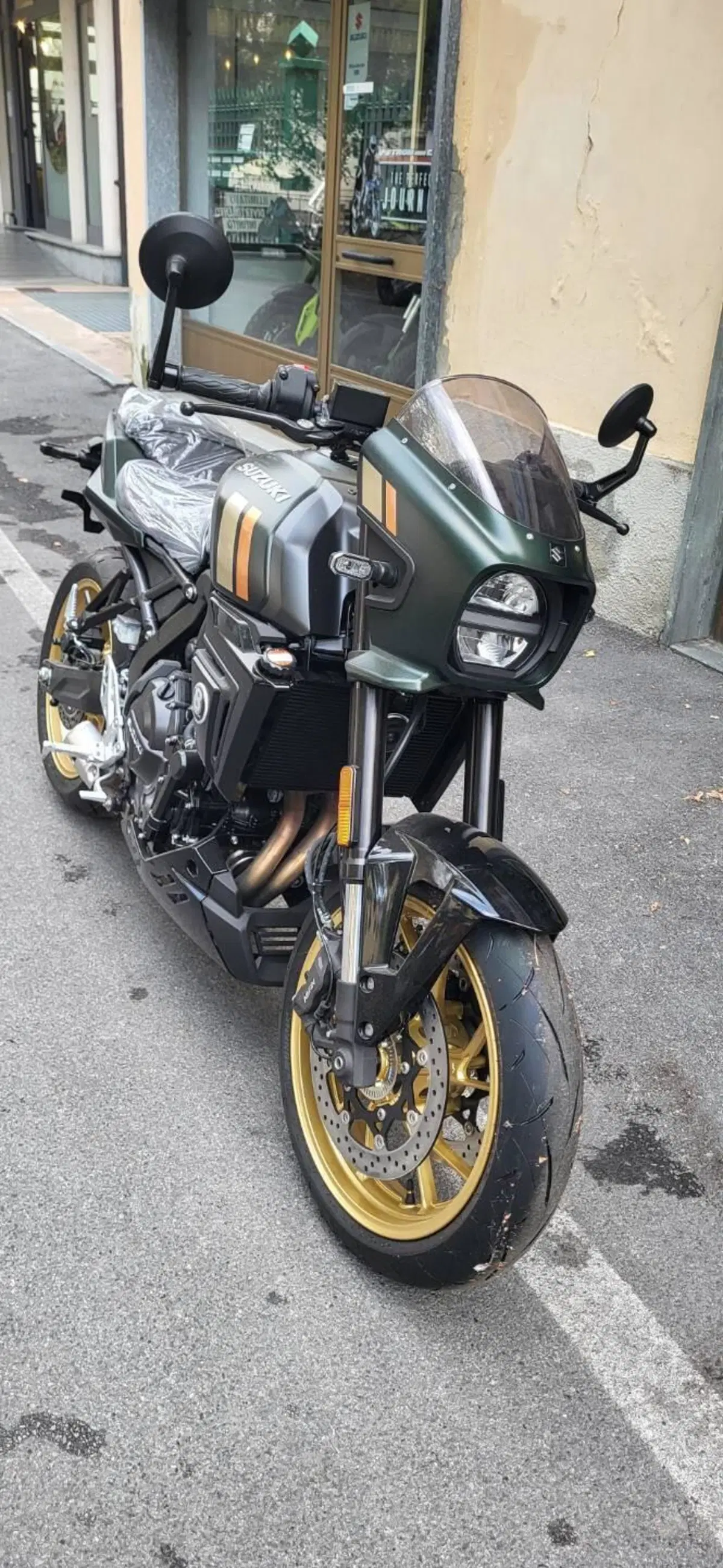 Suzuki GSX-8TT (2025 - 26) (2)