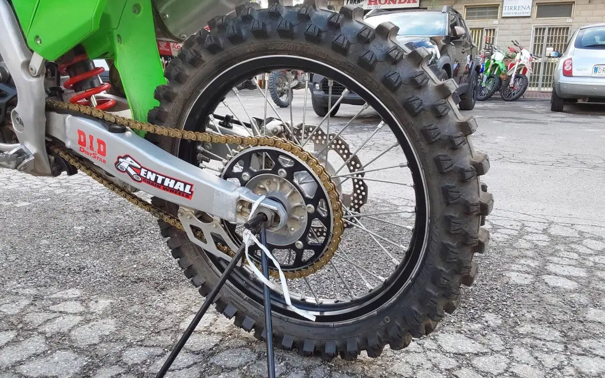Kawasaki KX450 (2024) (6)