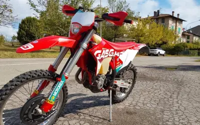 GASGAS EC 250 F (2022) usata