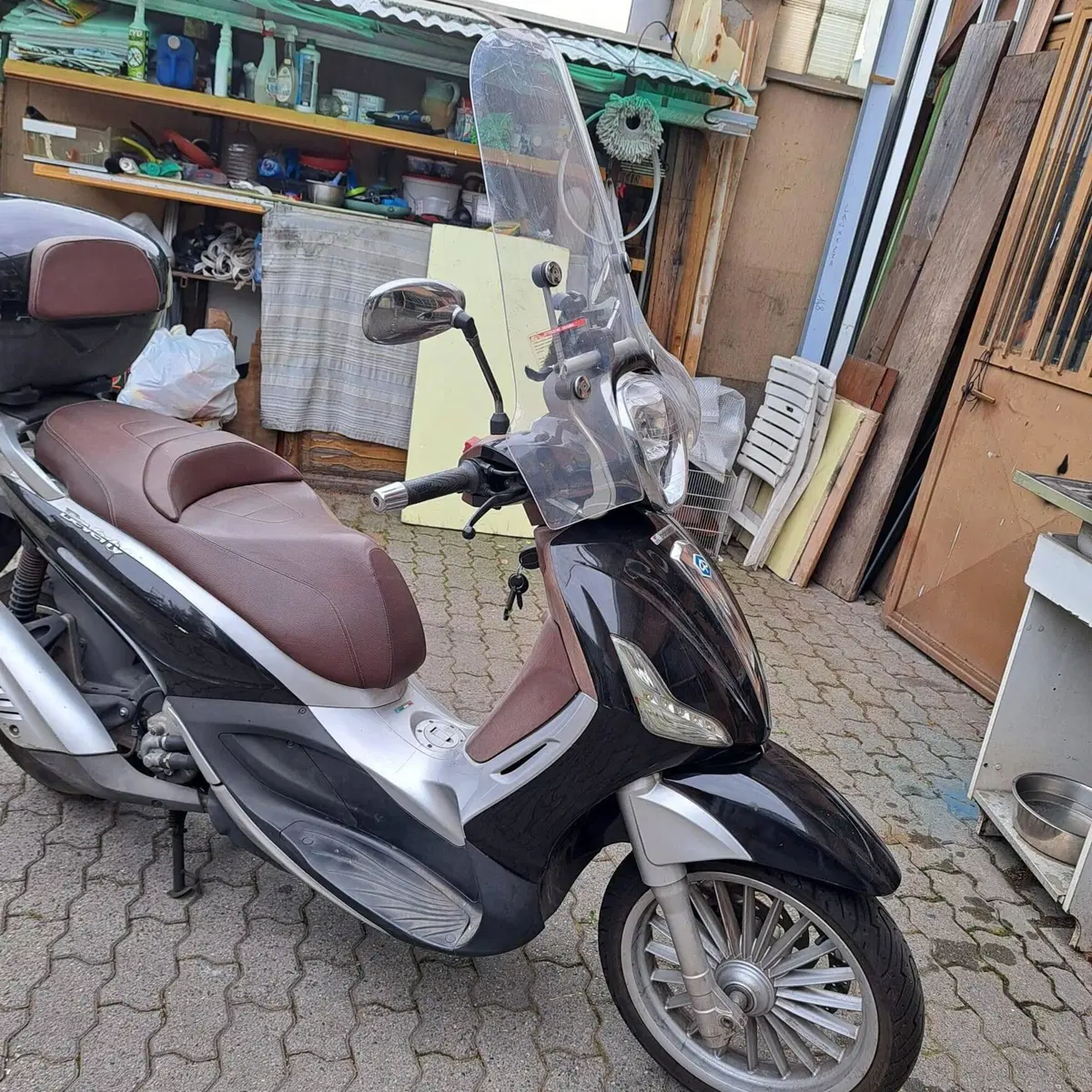 Piaggio Beverly 300 i.e. (2010 - 16)