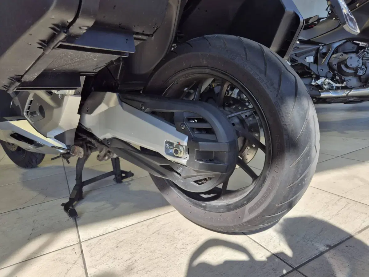 Honda Forza 750 DCT Travel (2021 - 24) (8)