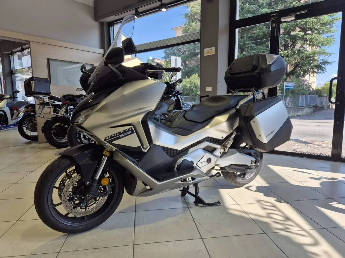 Honda Forza 750 DCT Travel (2021 - 24) (6)
