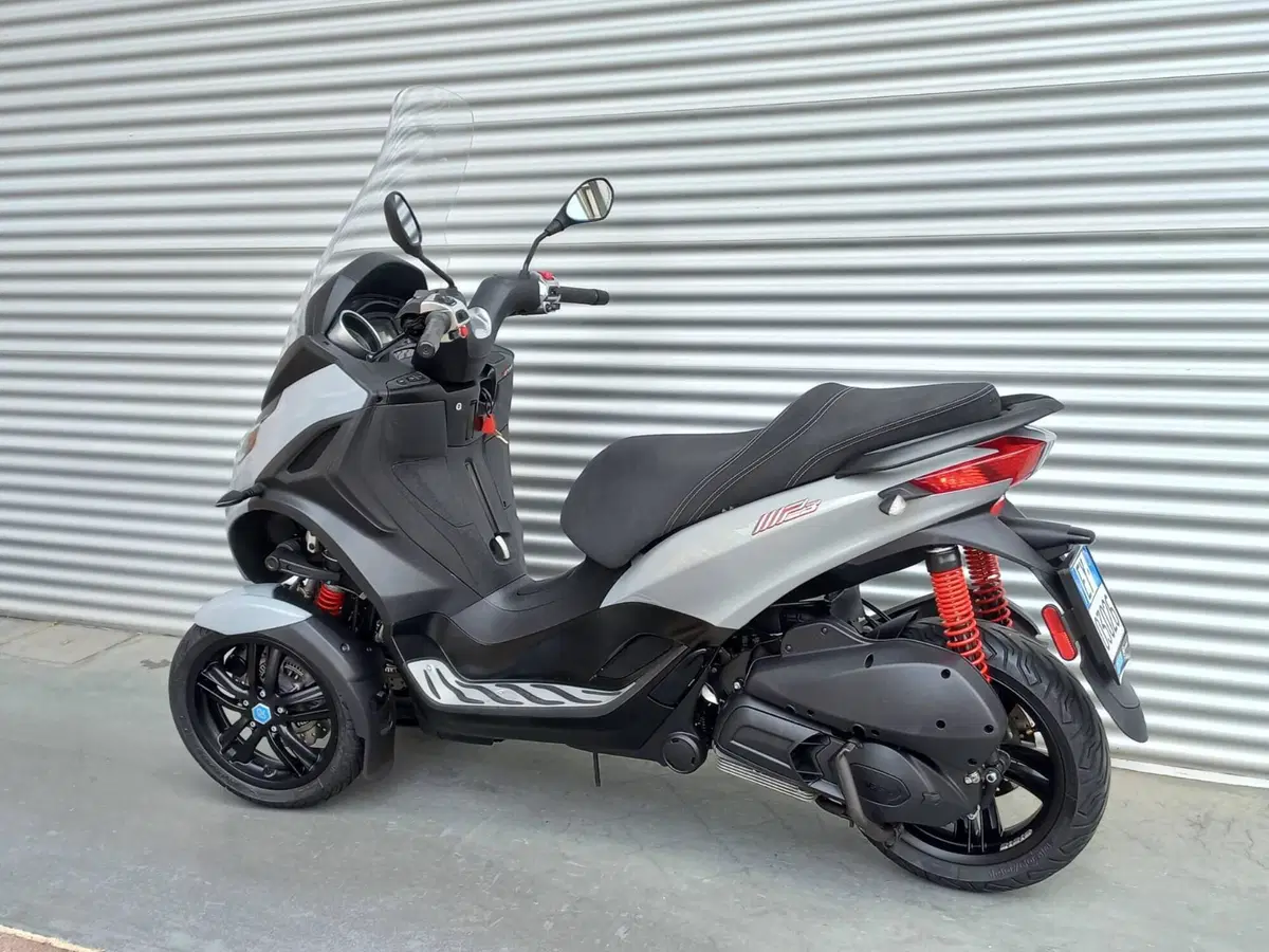 Piaggio Mp3 300 Hpe Sport (2019 - 20) (5)