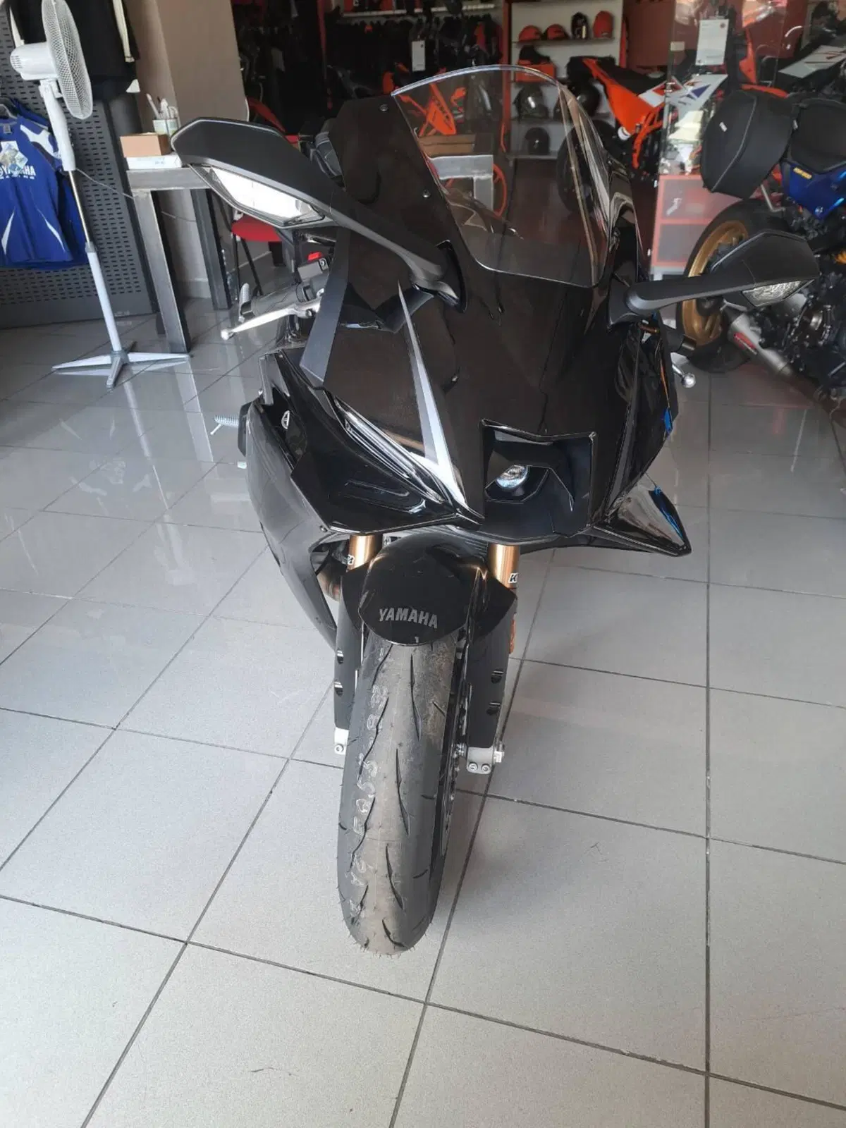 Yamaha YZF R9 (2025 - 26) (2)
