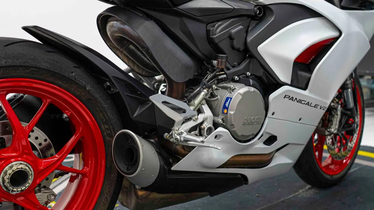 Ducati Panigale V2 (2021 - 24) (6)