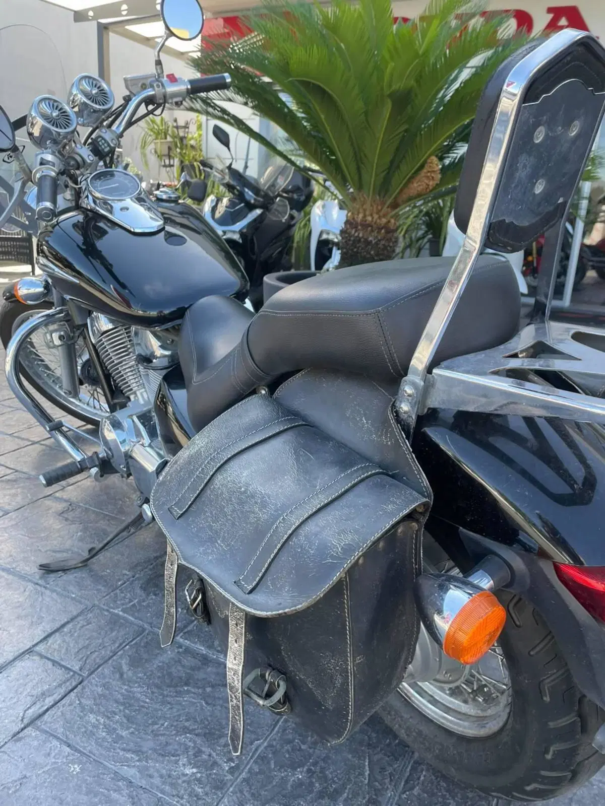 Honda VT 750 Shadow ABS (2007 - 13) (3)