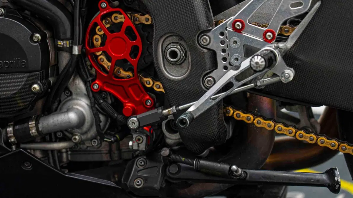 Aprilia RSV4 RR APRC ABS (2011 - 15) (2)