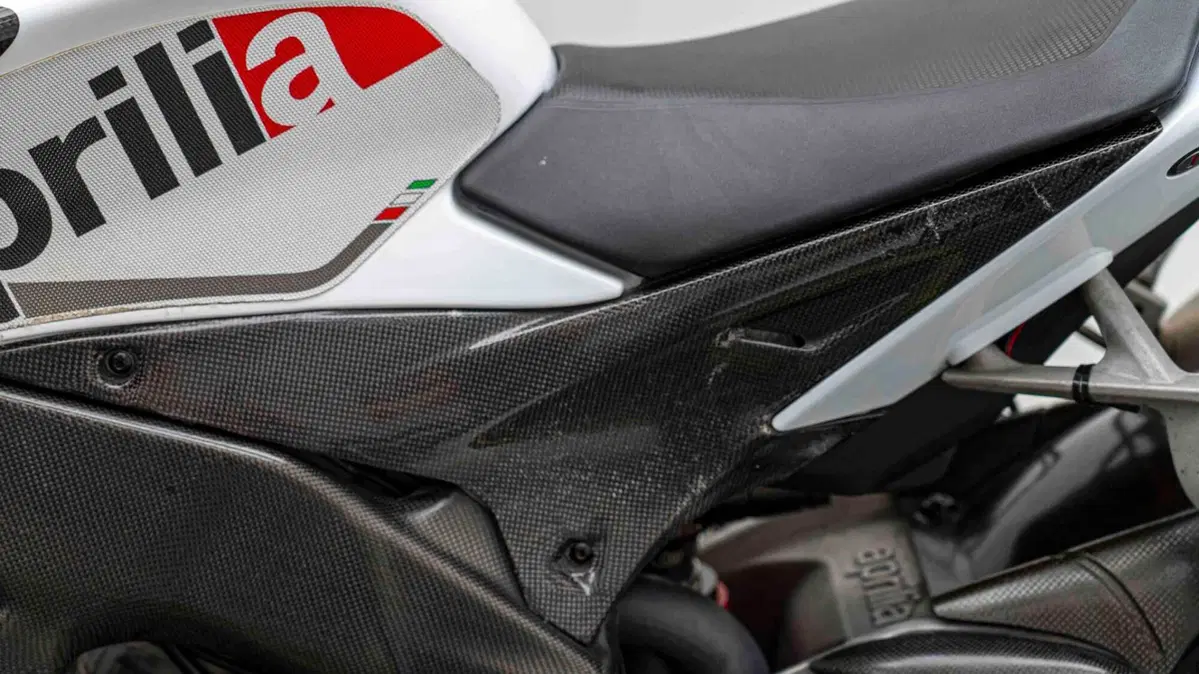 Aprilia RSV4 RR APRC ABS (2011 - 15) (19)