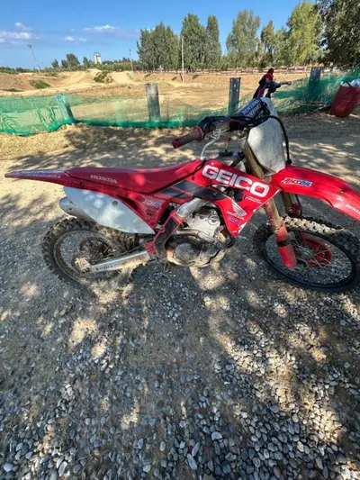 Honda CRF 250R (2018) usata