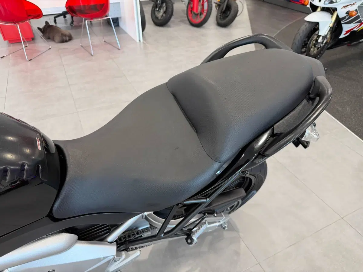 Kawasaki Versys 650 (2006 - 09) (10)