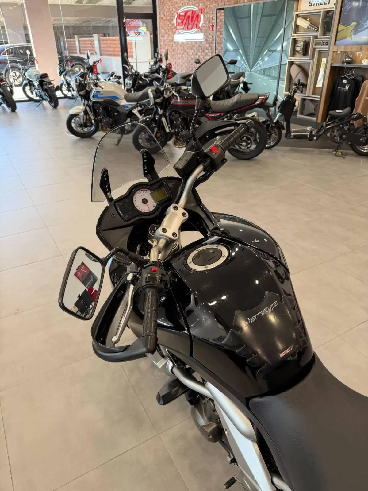 Kawasaki Versys 650 (2006 - 09) (9)