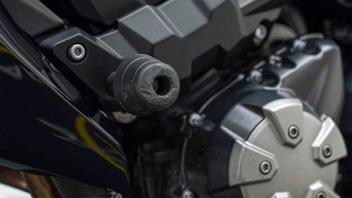 Kawasaki Z 1000 (2007 - 09) (19)