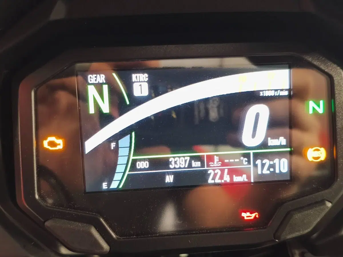Kawasaki Versys 650 (2025 - 26) (2)