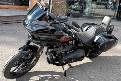 Harley-Davidson Low Rider ST (2025 - 26) usata