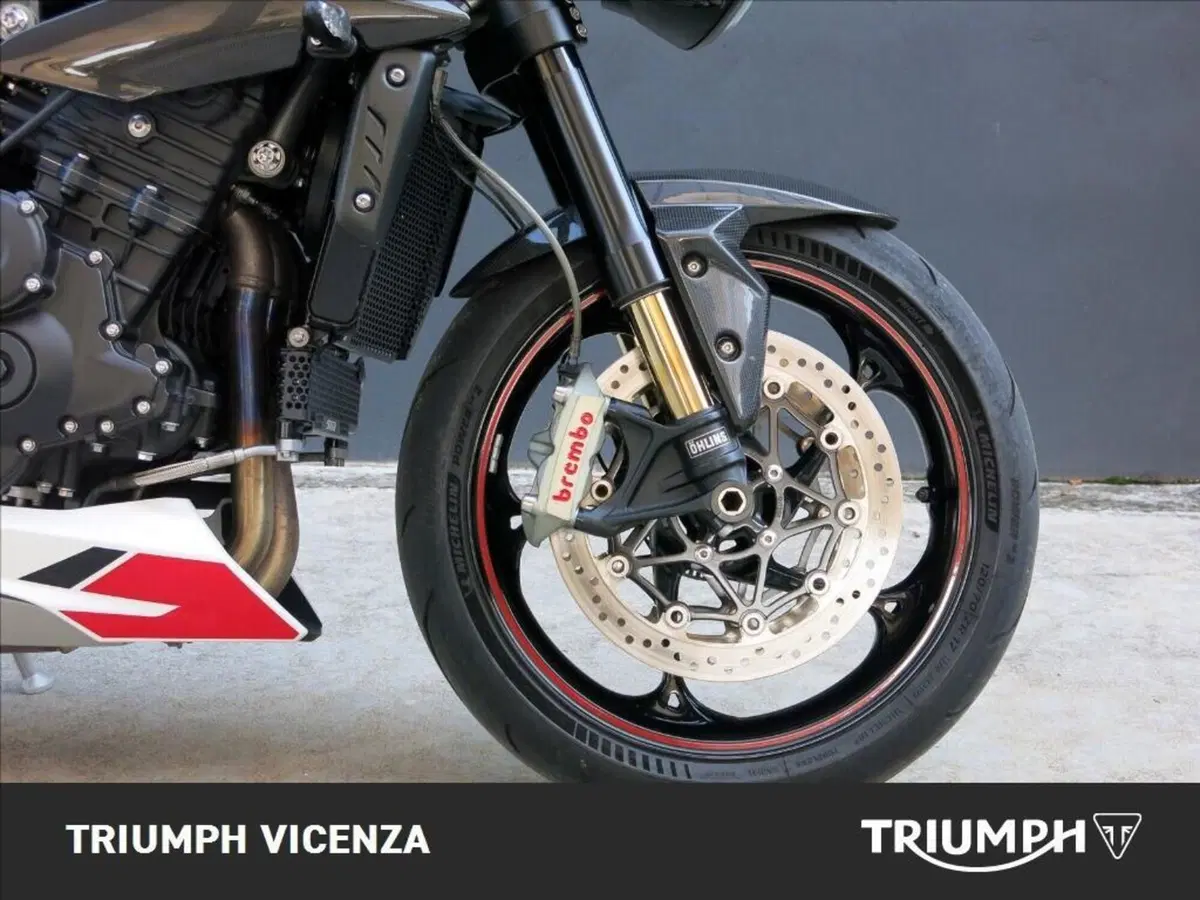 Triumph Speed Triple 1050 RS (2018 - 20) (4)