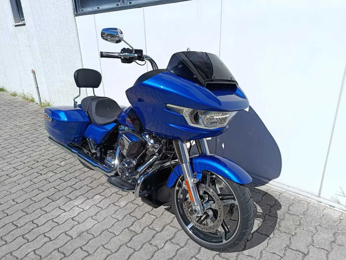 Harley-Davidson Road Glide (2024 - 26) (2)