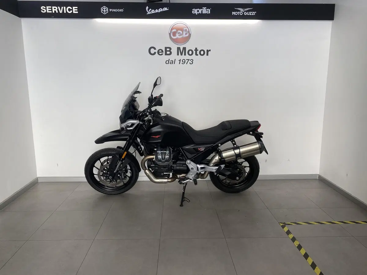 Moto Guzzi V85 Strada (2024 - 26) (5)