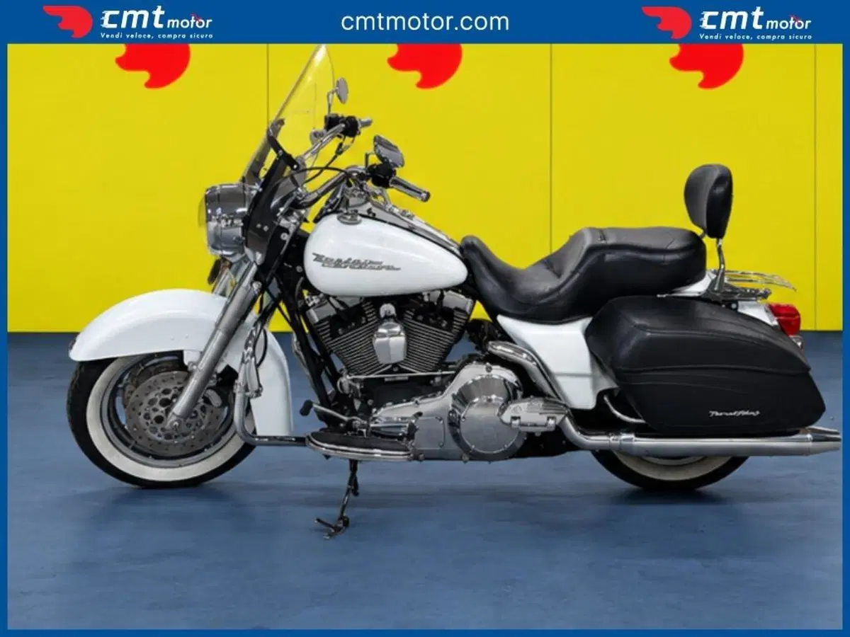 Harley-Davidson 1450 Road King (2005 - 06) - FLHRI (3)
