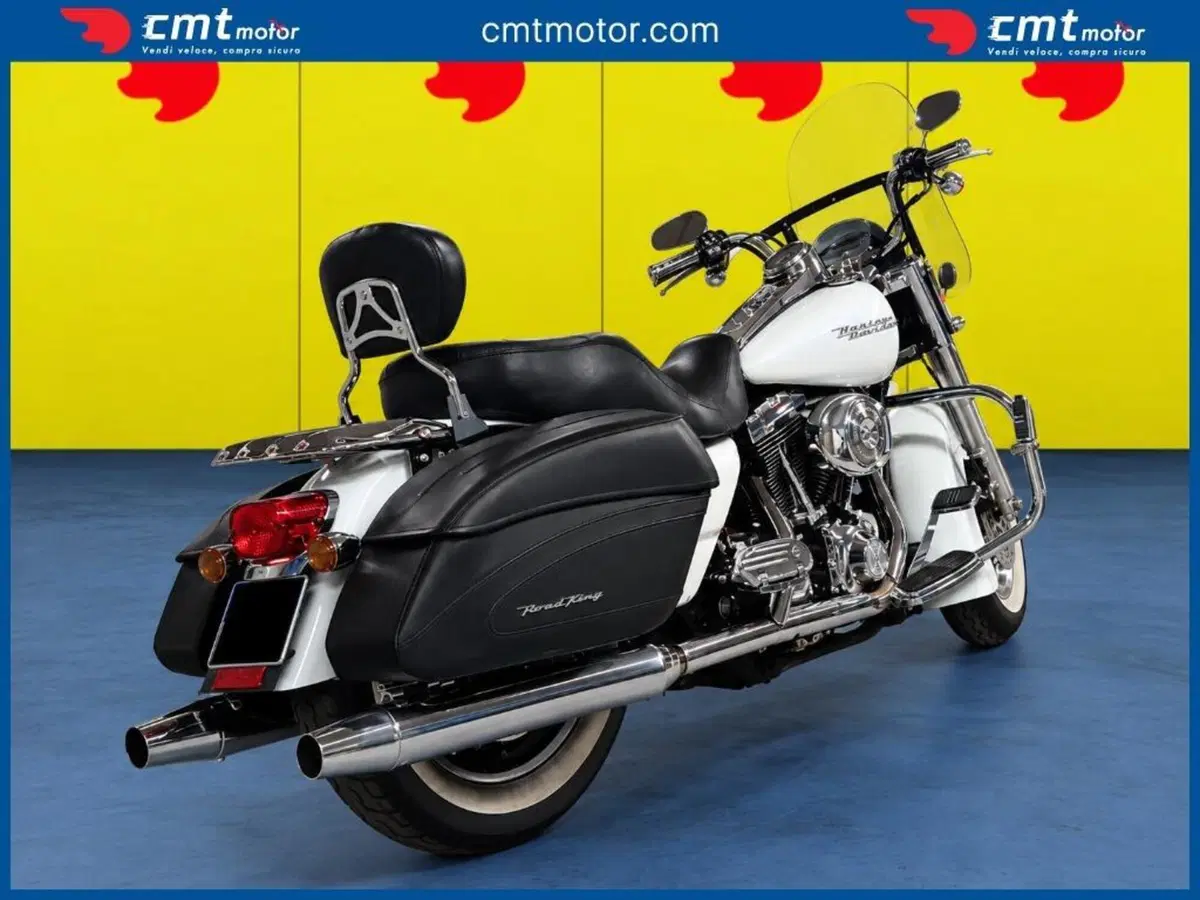 Harley-Davidson 1450 Road King (2005 - 06) - FLHRI (4)