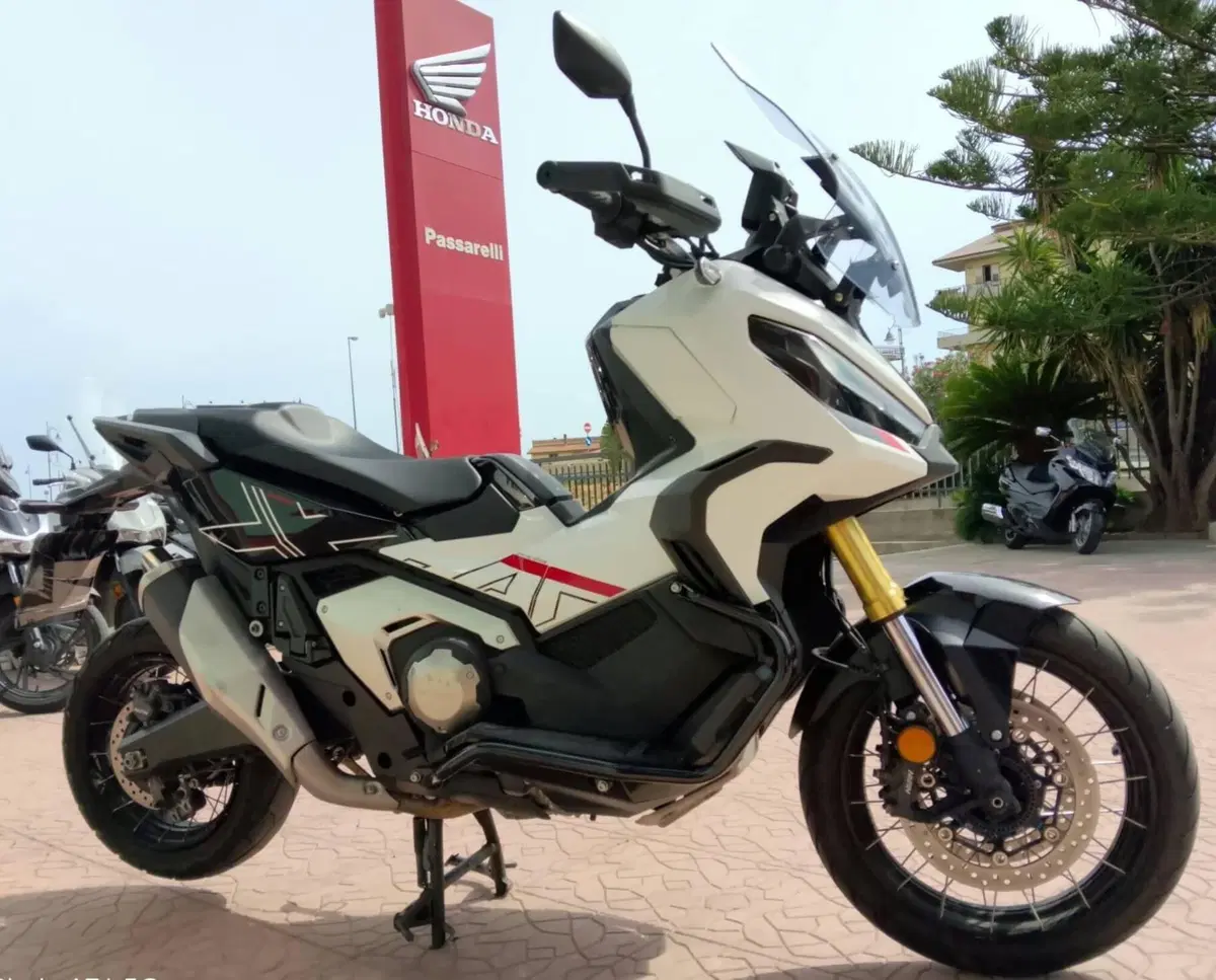 Honda X-ADV 750 DCT (2021 - 24) (3)