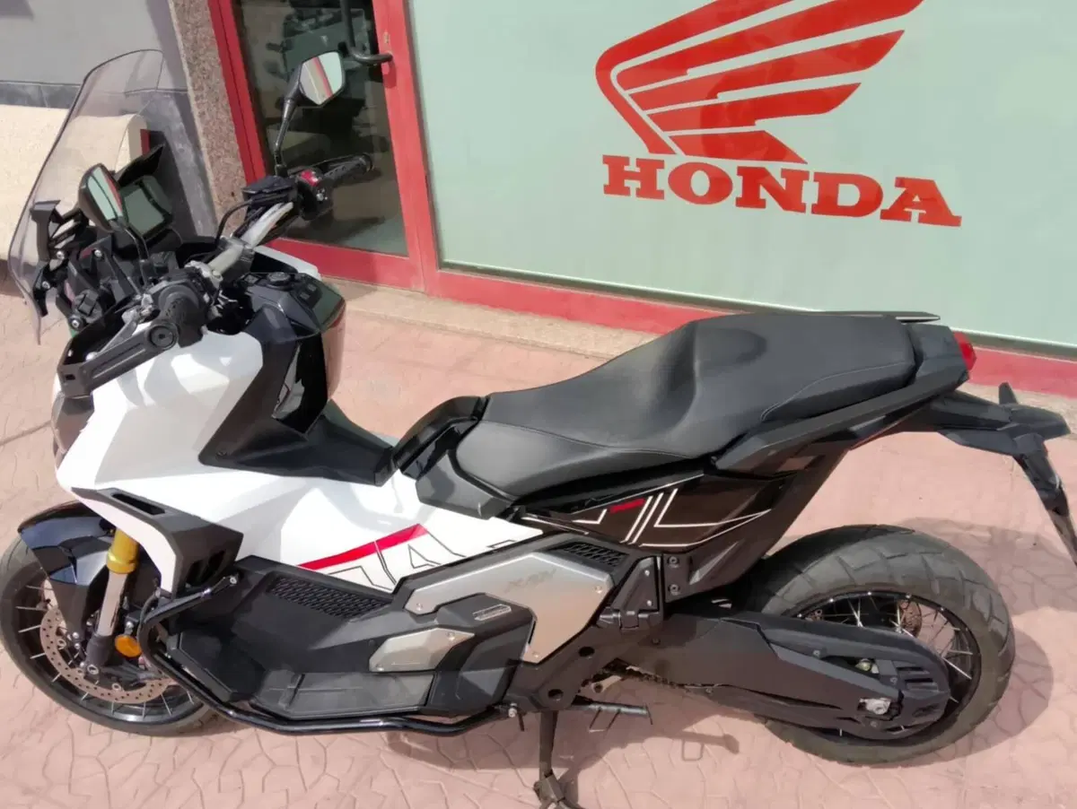 Honda X-ADV 750 DCT (2021 - 24) (4)