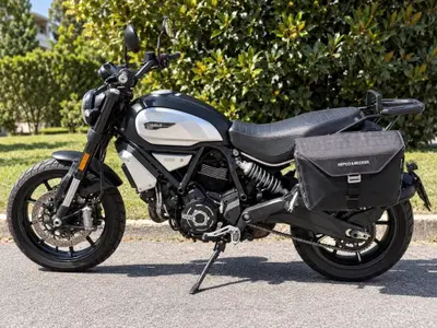 Ducati Scrambler 1100 Dark Pro (2020 - 24) usata